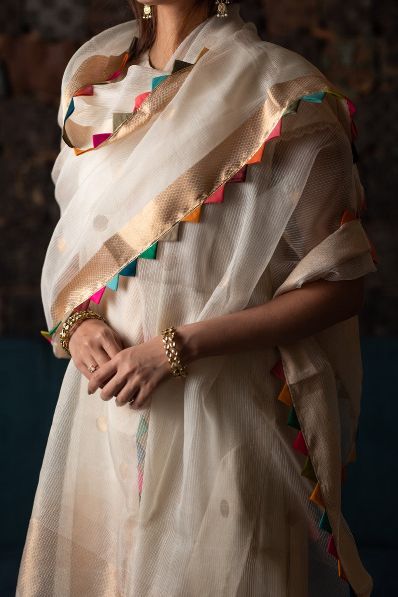 Kvana- Ivory Silk Maheshwari Upcycled Patchwork Dupatta