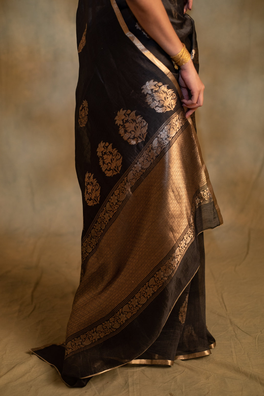 Tritiya- Black Linen -Silk Organza Banarasi Saree