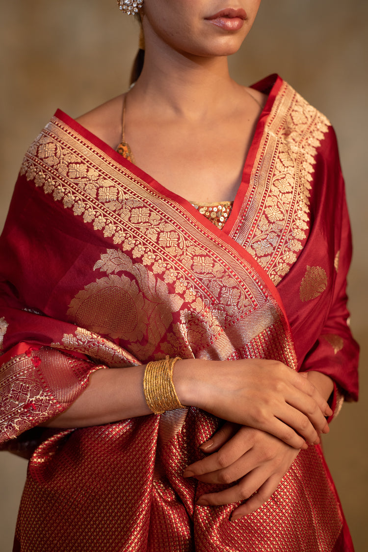 Arshiya- Maroon Silk Brocade Banarasi Saree