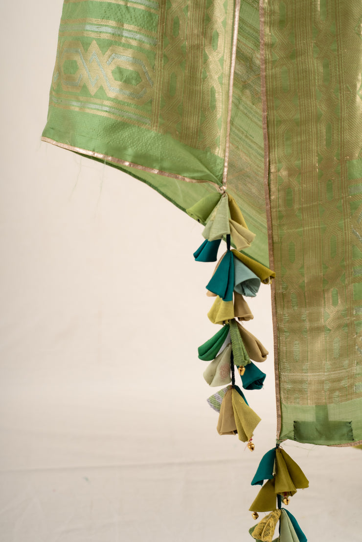 Surmayi - Sage green silk banarsi dupatta