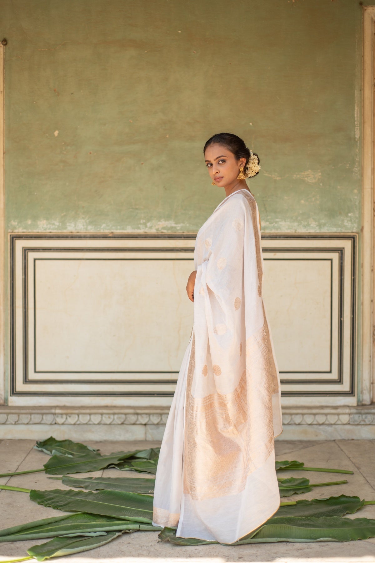 Rena Ivory- Ivory Banarasi Silk Tissue Saree