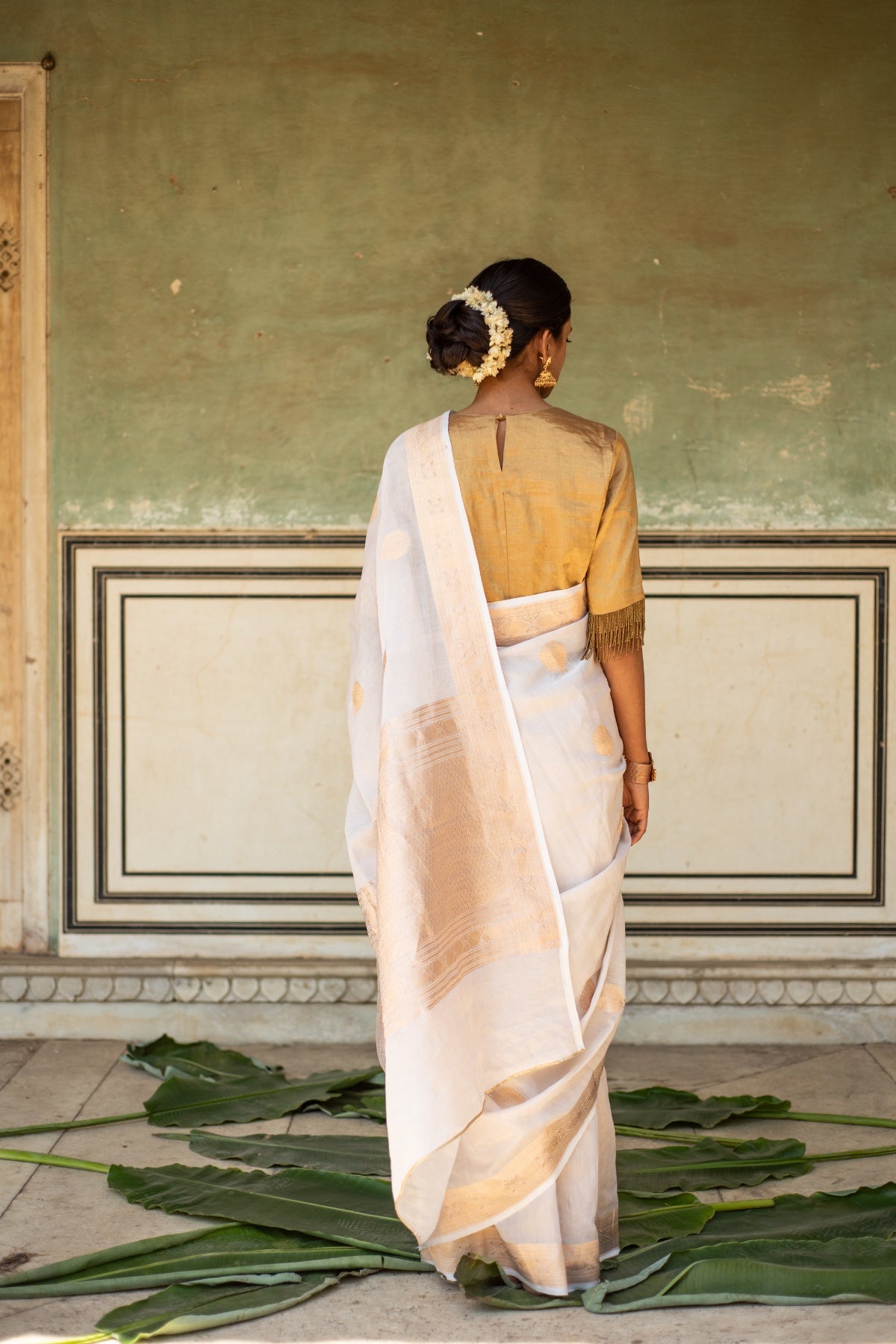 Rena Ivory- Ivory Banarasi Silk Tissue Saree