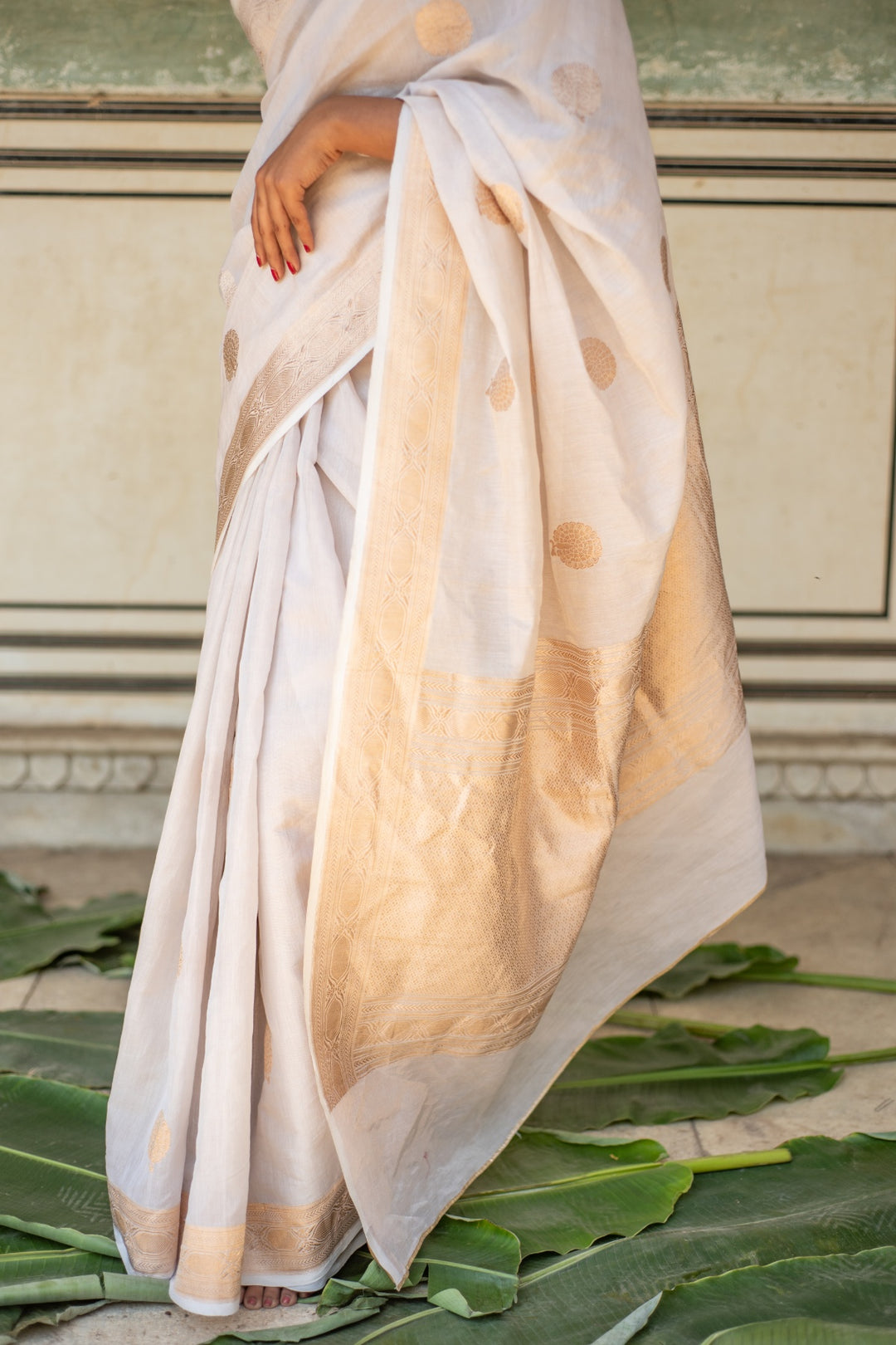 Rena Ivory- Ivory Banarasi Silk Tissue Saree