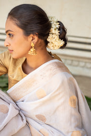 Rena Ivory- Ivory Banarasi Silk Tissue Saree