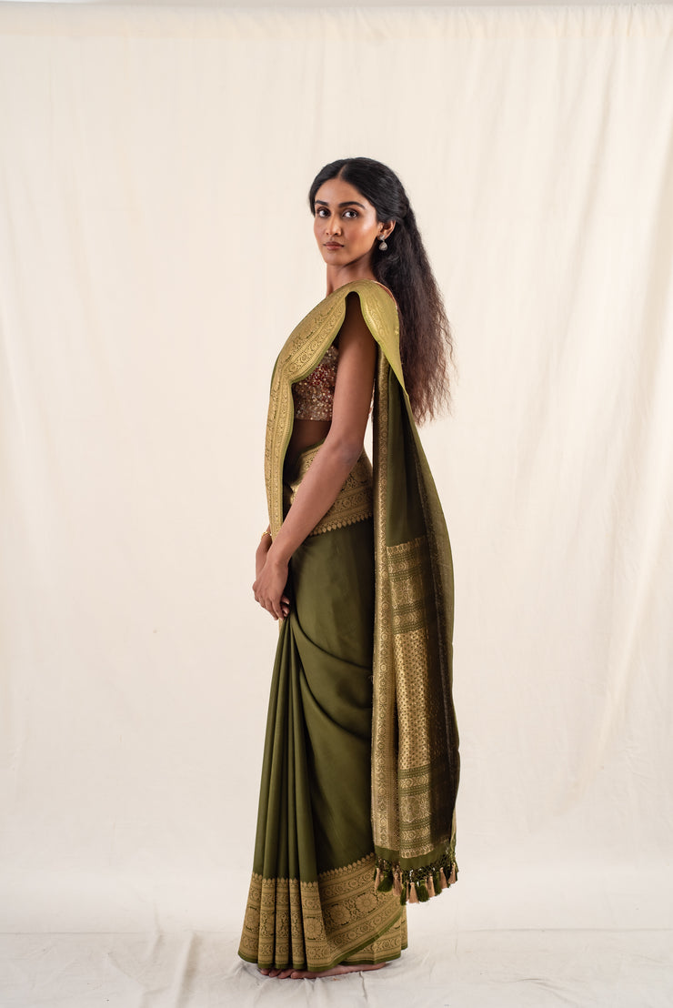 Burma Mehendi - Green silk georgette banarasi handwoven saree