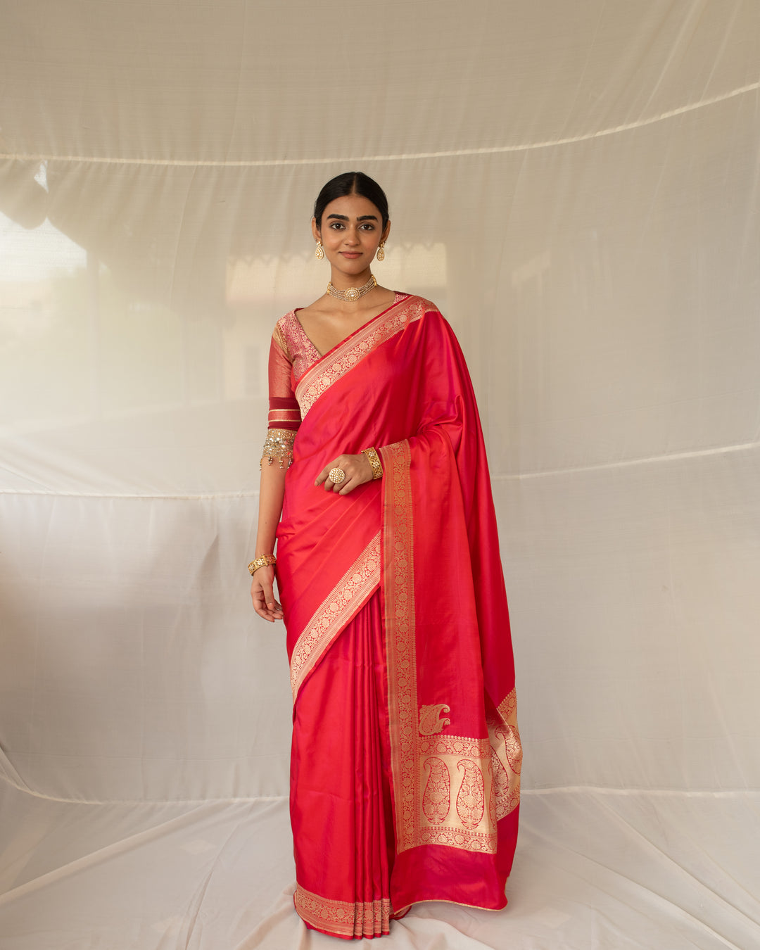 Kalamayi - Red Silk Mashroo Banarasi Saree