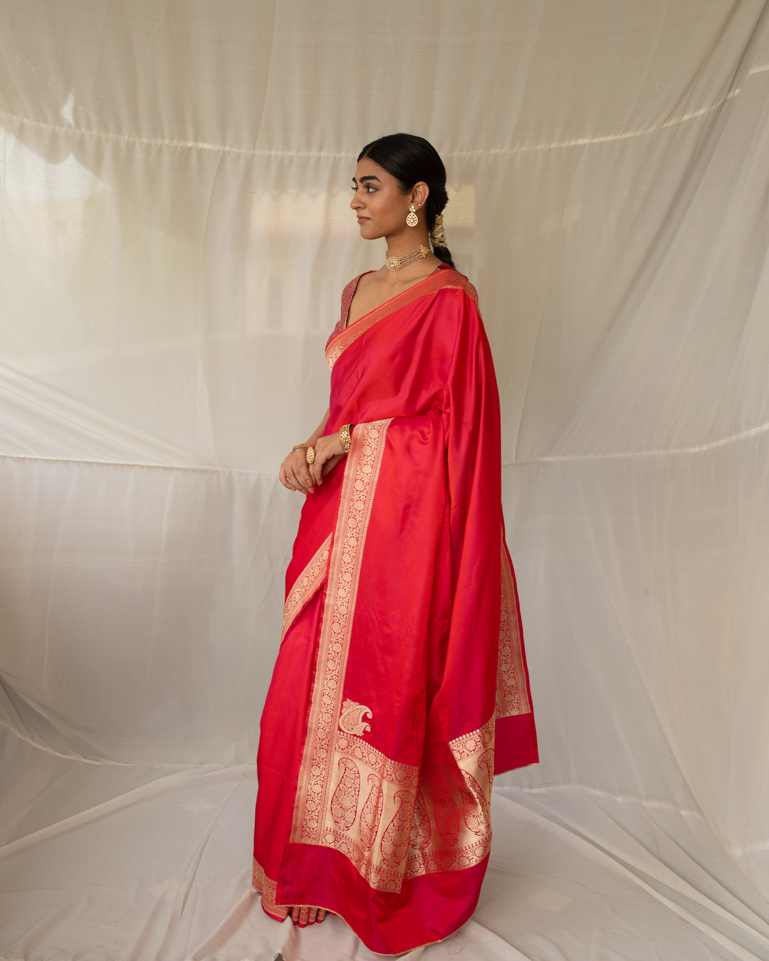Kalamayi - Red Silk Mashroo Banarasi Saree