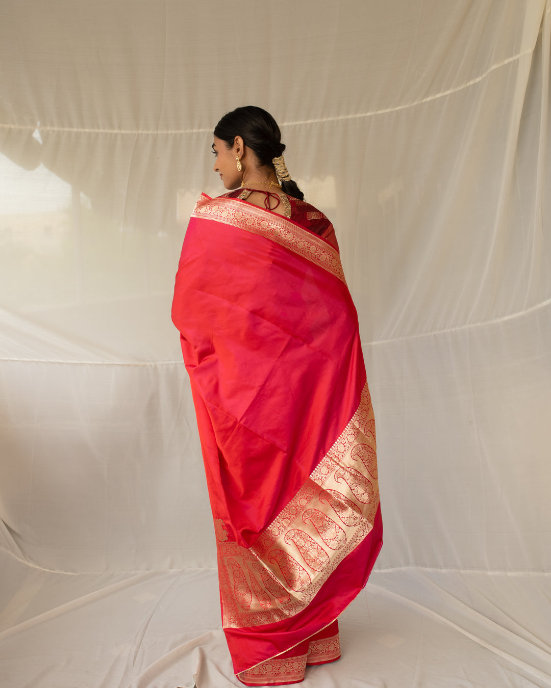 Kalamayi - Red Silk Mashroo Banarasi Saree